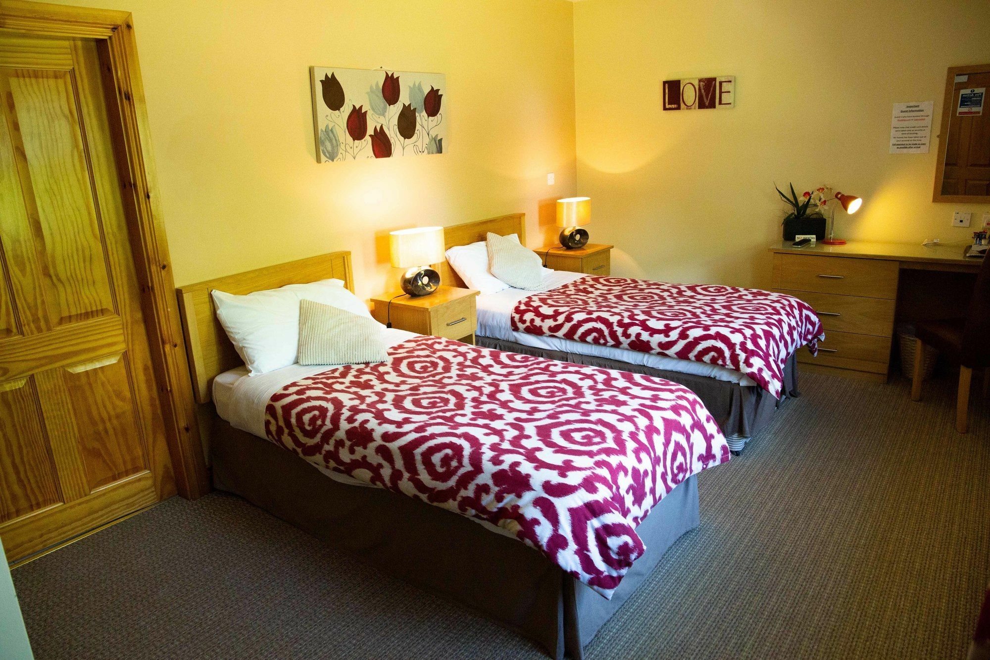 Groarty House/Manor Hotel Londonderry Buitenkant foto