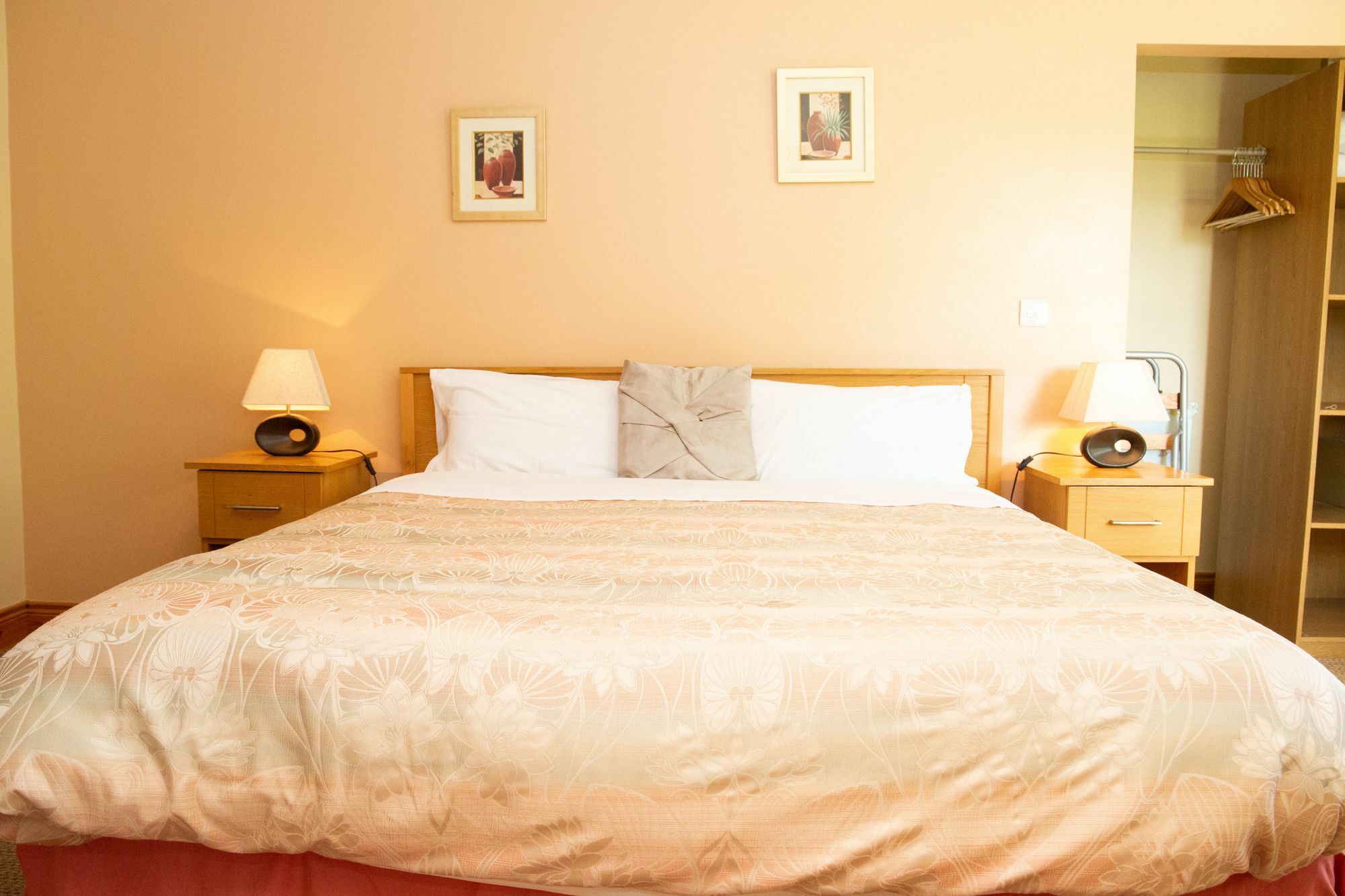 Groarty House/Manor Hotel Londonderry Buitenkant foto
